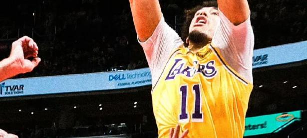 九游体育-包含巴特勒在湖人比赛中爆冷，势不可挡引发热议！的词条