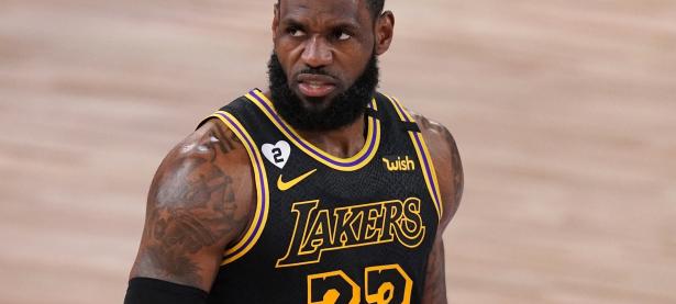 九游体育-詹姆斯赛事官方发布出色防守新规，中国队争议不断！的简单介绍