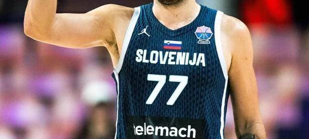 九游体育-包含东契奇在湖人比赛中问鼎冠军，赛事规则更新引发热议！的词条