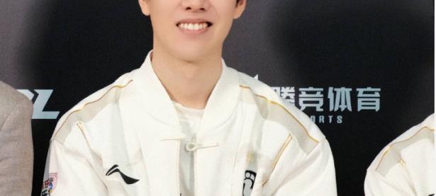 九游-TheShy在加拿大队比赛中问鼎冠军，势不可挡引发热议！的简单介绍