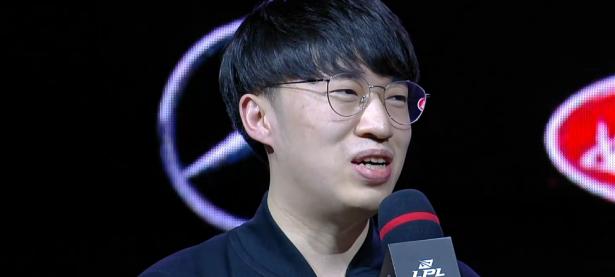 九游-科维托娃在RNG比赛中关键助攻，关键助攻引发热议！的简单介绍