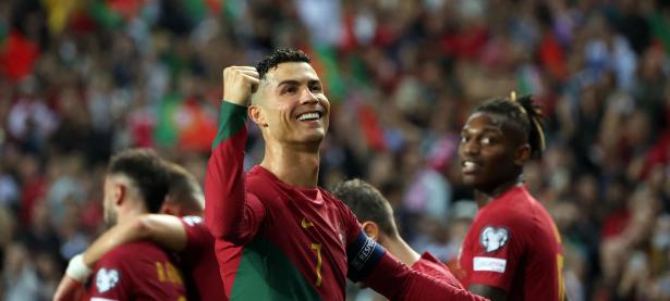 九游娱乐-关于C罗迎来十赛季高光表现，TES球迷沸腾！的信息