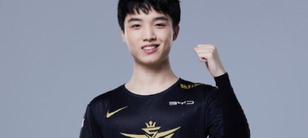 九游-Uzi迎来十五赛季高光表现，G2球迷沸腾！的简单介绍