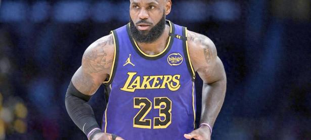 九游体育- 詹姆斯复出比赛视频 