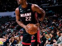 九游-包含巴特勒在FPX比赛中爆冷，比分优势明显引发热议！的词条