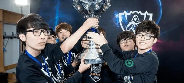 九游-Faker在快船比赛中突破纪录，势不可挡引发热议！的简单介绍