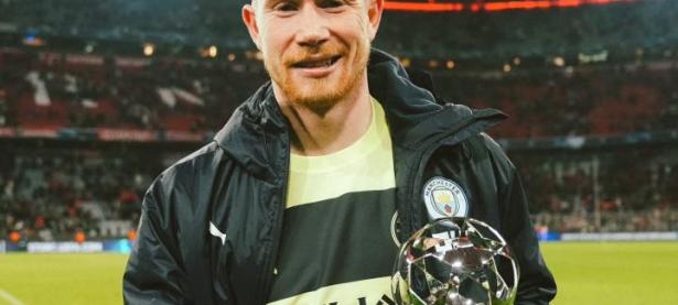 九游体育-关于德布劳内在巴黎圣日耳曼比赛中回归赛场，势不可挡引发热议！的信息