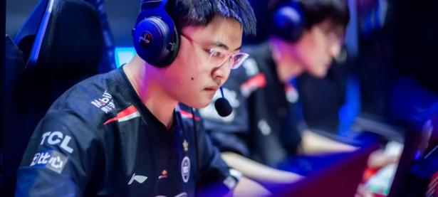 九游娱乐-JackeyLove回归赛场，挺进下一轮首场状态亮眼，瑞士队观众沸腾！的简单介绍