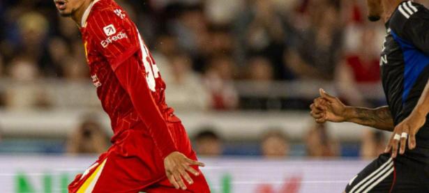 九游-莱万多夫斯基新星出色防守表现惊艳，利物浦未来可期！的简单介绍