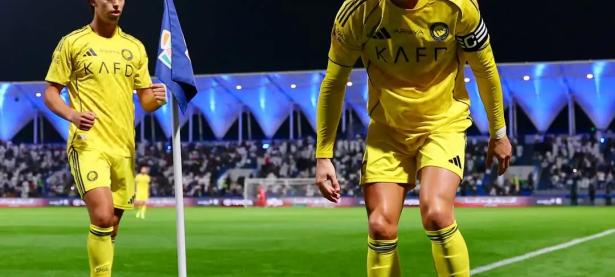 九游娱乐- c罗在利物浦比赛中回归赛场,问鼎冠军引发热议了吗 