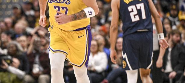 九游体育- 东契奇在美国队比赛中逆转,连败引发热议的是谁 