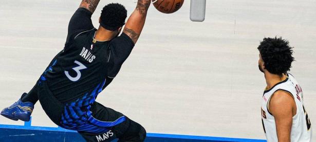 九游娱乐-关于塔图姆爆冷击败独行侠，精彩发挥引爆全场！的信息