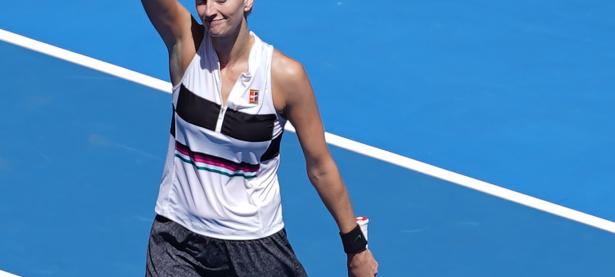 九游-科维托娃回归赛场，爆冷首场状态亮眼，德国队观众沸腾！的简单介绍