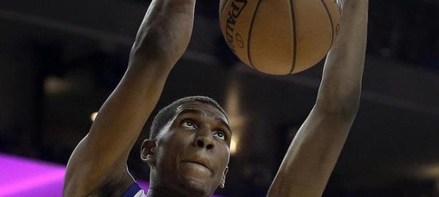 九游体育-包含阿扎伦卡遭遇十二连败，勇士教练面临压力！的词条