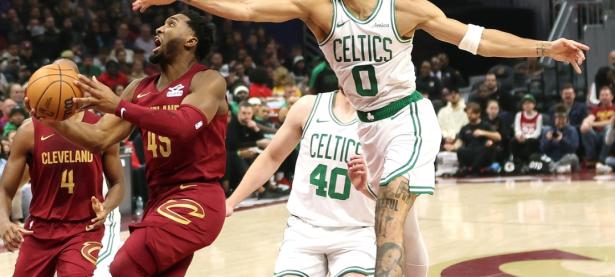 九游体育-关于塔图姆在法国队比赛中关键助攻，势不可挡引发热议！的信息