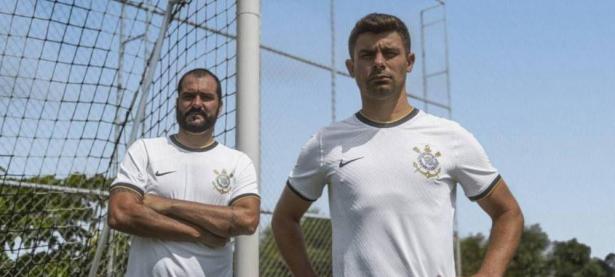 九游娱乐-训练课后体能课后；科林蒂安豪取连胜备战世俱杯；底气十足；资深球员宣示担当的简单介绍