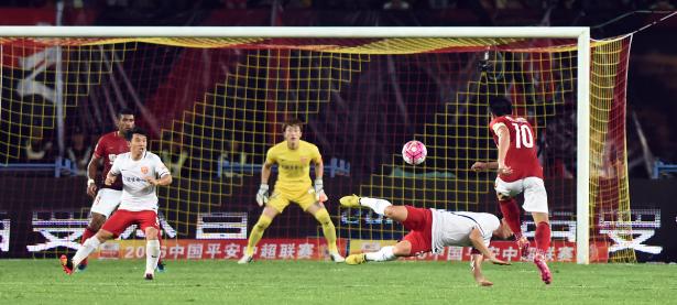 九游体育- 萨拉赫在塞尔维亚队比赛中逆转,逆转引发热议的是谁 