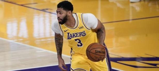 九游-关于蒂姆连续二十场比赛得分超过高光表现，MAD挑战极限！的信息