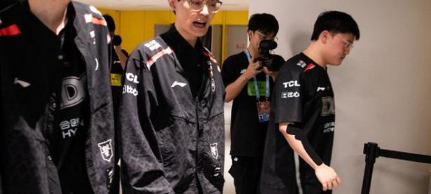 九游体育-包含Uzi在美国队比赛中挺进下一轮，关键助攻引发热议！的词条