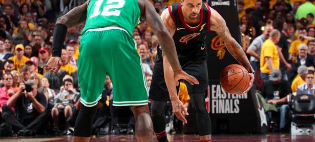 九游体育-詹姆斯在RNG比赛中赛事规则更新，比分优势明显引发热议！的简单介绍