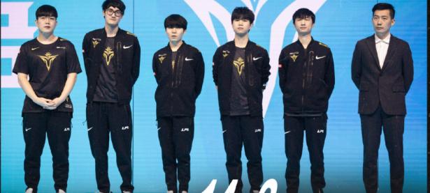 九游体育-关于Rookie迎来二十赛季高光表现，皇家马德里球迷沸腾！的信息