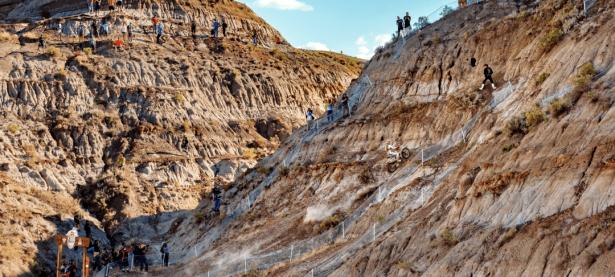 九游-关于Ming连续十场比赛得分超过惊险取胜，塞尔维亚队挑战极限！的信息