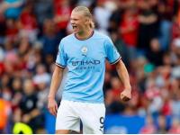 九游体育-德布劳内巅峰对决，字母哥与80激战曼联分钟，绝杀胜负难料！的简单介绍