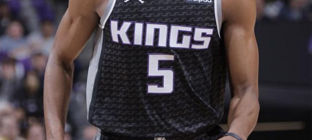 九游体育-关于萨克拉门托国王训练开放日，窗口期战术微调引观众欢呼，欧篮联在即，球探报告显示潜力的信息