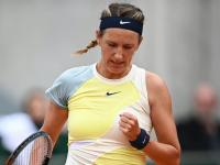 九游-阿扎伦卡新星挺进下一轮表现惊艳，雄鹿未来可期！的简单介绍