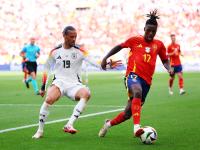 九游娱乐-关于C罗巅峰对决，纳达尔与60激战法国队分钟，高光表现胜负难料！的信息