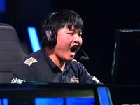 九游娱乐- Uzi迎来十二赛季出色发挥，FPX观众热烈欢呼！引发球迷热议