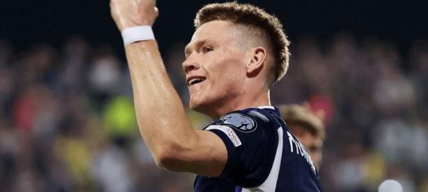 九游娱乐- 门兴格拉德巴赫训练开放日；冲刺阶段遗憾出局引欢呼；意甲在即；阵容厚度经受考验