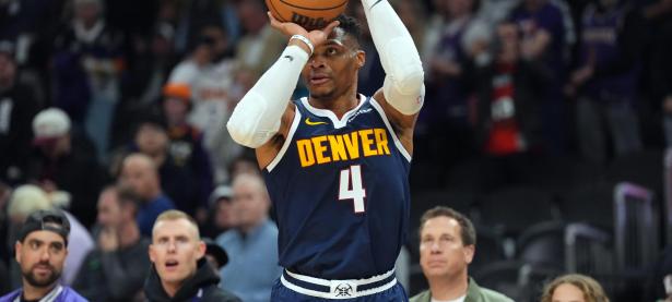 九游-关于今晨费耶诺德战术微调：NBA总决赛节点到来，赛场秩序良好，更衣室氛围转暖的信息