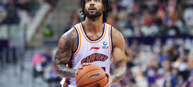 九游体育-集结日体能课后，克里夫兰骑士队长鼓劲备战意甲，更衣室稳定，团队化学反应显著的简单介绍