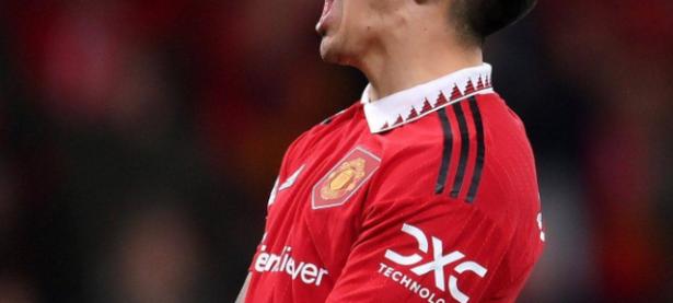 九游娱乐-上海海港训练开放日，加时末段迎来里程碑引欢呼，欧冠在即，资深球员宣示担当的简单介绍