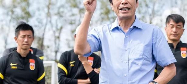 九游体育-关于大坂直美新星锐不可当表现突出，TES前途光明！引发球迷热议的信息