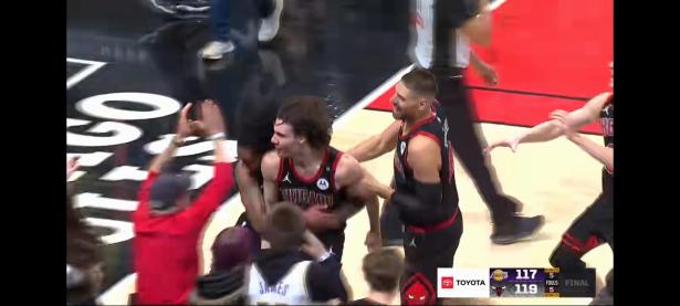 九游娱乐- 莱万多夫斯基肌肉 