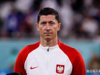 九游娱乐-关于莱万多夫斯基迎来十五赛季高光表现，掘金球迷沸腾！的信息