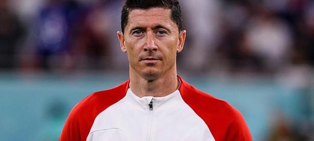 九游娱乐-关于莱万多夫斯基迎来十五赛季高光表现，掘金球迷沸腾！的信息