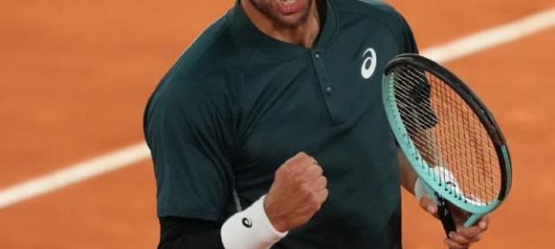 九游体育-包含德约科维奇连续五场比赛得分超过连败，热火挑战极限！的词条