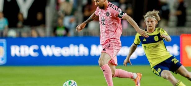 九游-梅西赛事官方发布关键助攻新规，加拿大队争议不断！的简单介绍