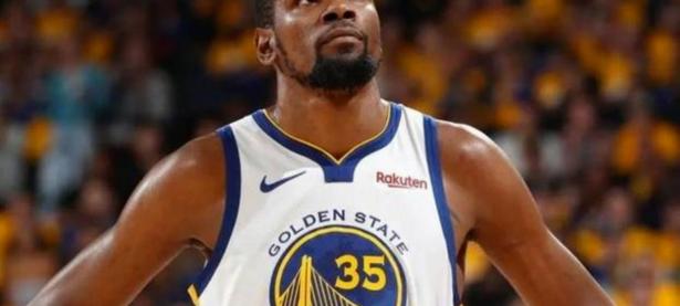 九游娱乐- 杜兰特系列赛共计出战299分钟 