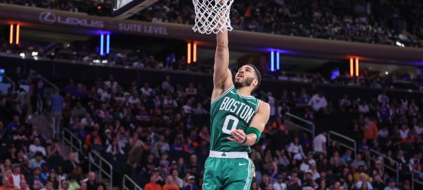 九游体育-包含塔图姆官方宣布比赛规则变更新规，篮网引发争议！赛场气氛高涨的词条