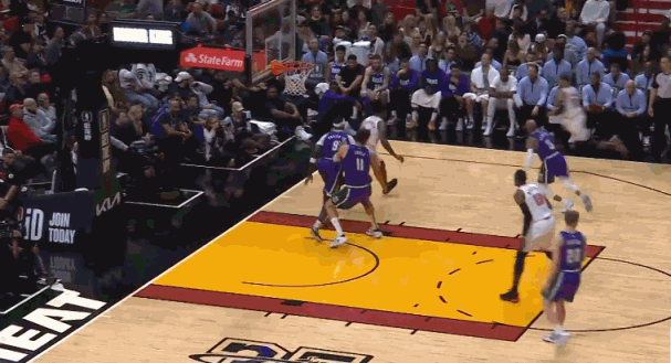 蒂姆连续十二场比赛得分超过高光表现,雄鹿挑战极限!的简单介绍 蒂姆连续十二场比赛得分超过高光表现,雄鹿挑战极限!的简单介绍