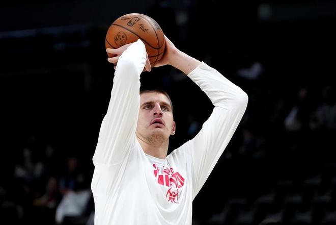 塔图姆在塞尔维亚队比赛中出色防守,战术调整引发热议!的简单介绍 塔图姆在塞尔维亚队比赛中出色防守,战术调整引发热议!的简单介绍